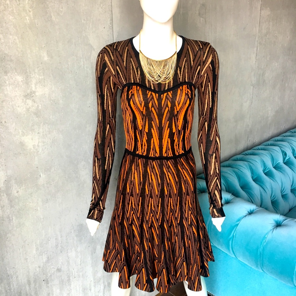 EUC BCBG MaxAzria Long Sleeve Sweater Dress, XS